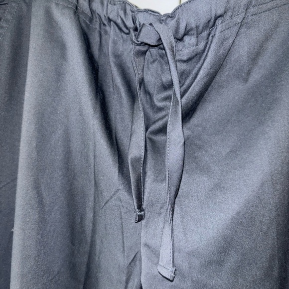 Cherokee Luxe scrub pants - Picture 8 of 10